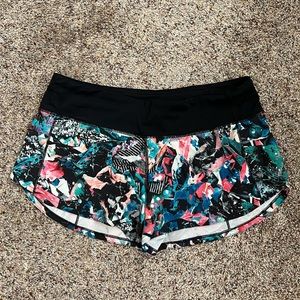 Lululemon Speed Up shorts - size 6